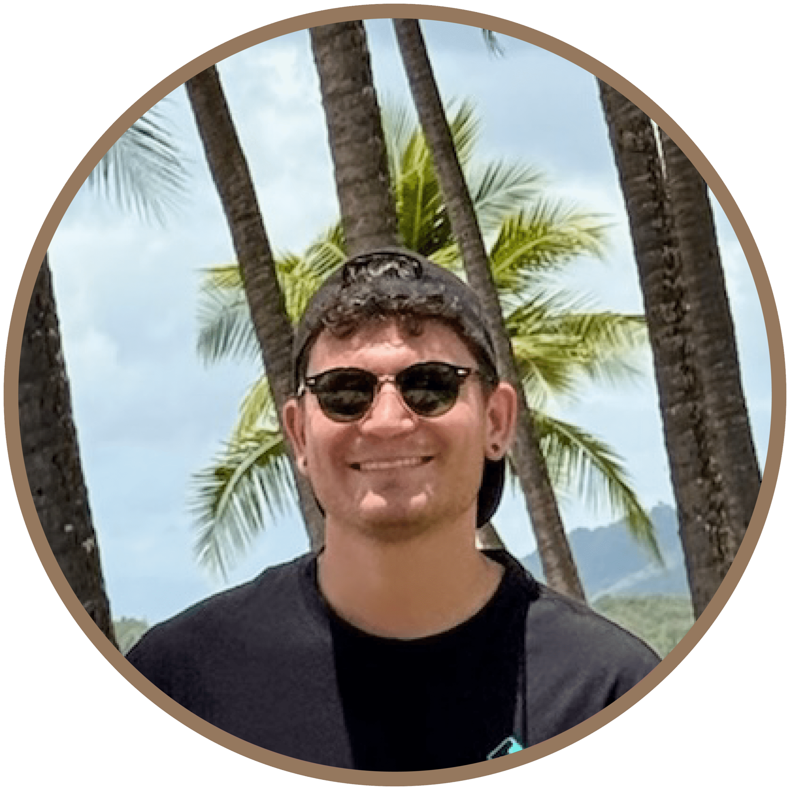 Tom Brown Round Profile Pic